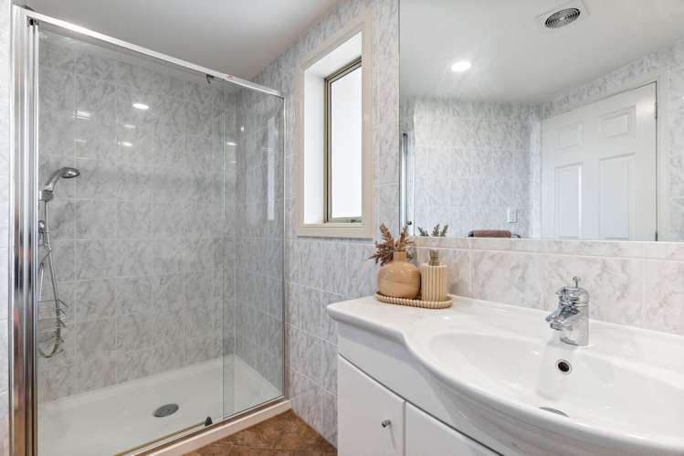 30 Waikura Drive Te Atatu Peninsula_15