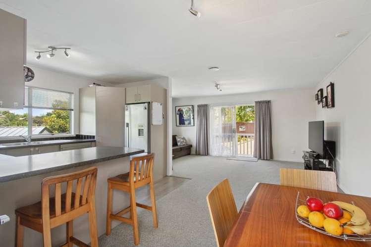 11 Katrina Place Massey_8