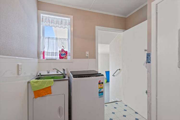 19 Vernon Street Kingswell_14