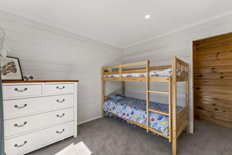 22 Albatross Road Red Beach_14