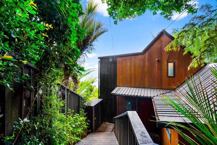 52 Kauri Point Road Laingholm_17