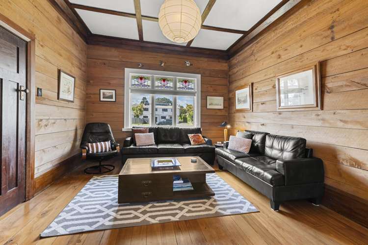 22 Wallis Street Raglan_4