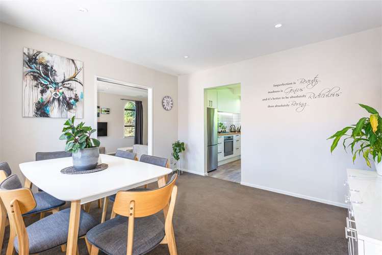 9 Wakelin Place Redwood_22