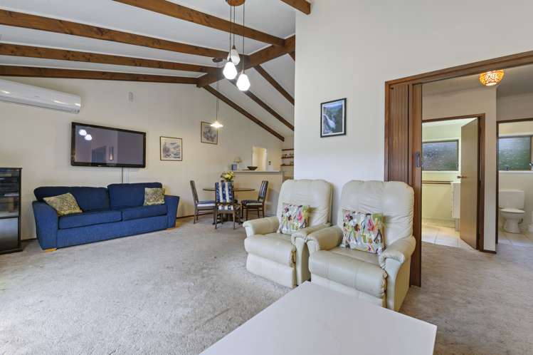 63b Ranolf Street Victoria_7