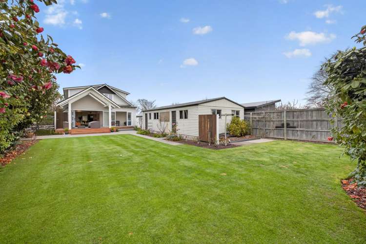 77 Tomes Road St Albans_31