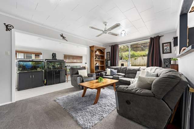 71 Hartford Crescent Totara Park_3