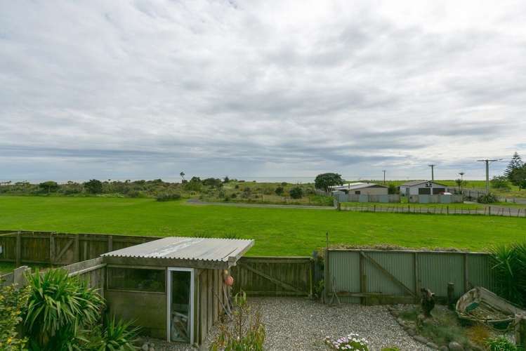 6 Battiscombe Terrace Waitara_11
