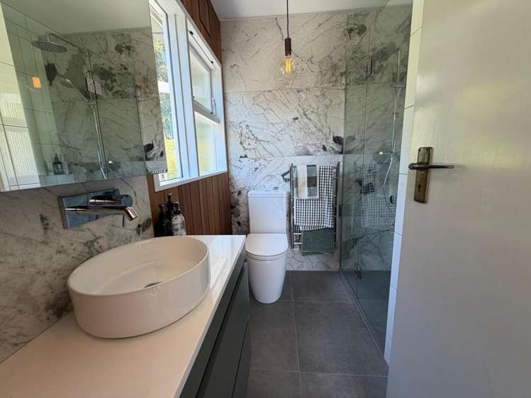 274 Scenic Drive 11422_10