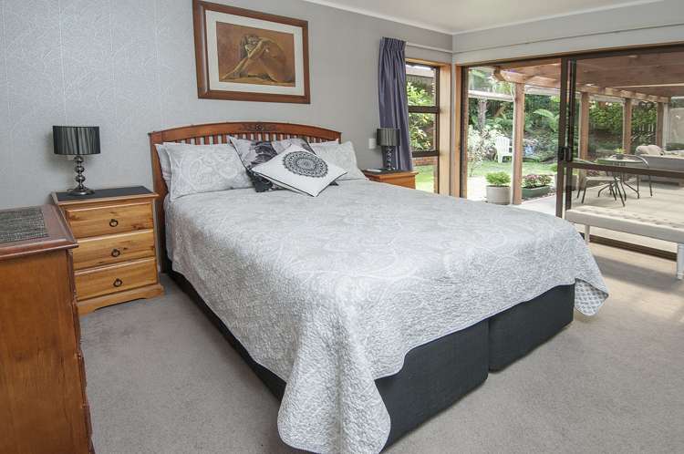 15 Chablis Place Henderson_12