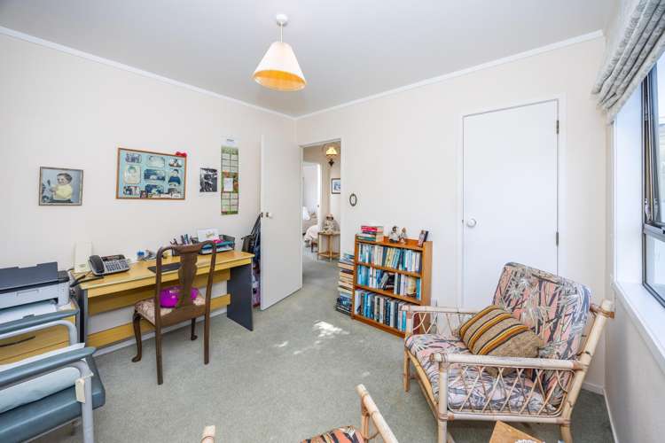 28 Gilbass Avenue Hamilton Lake_24