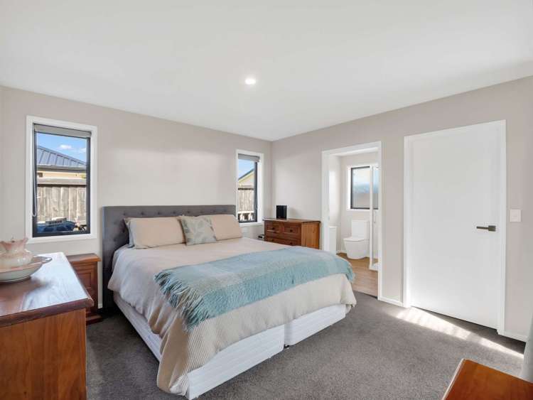 10 Petunia Drive Wigram_19