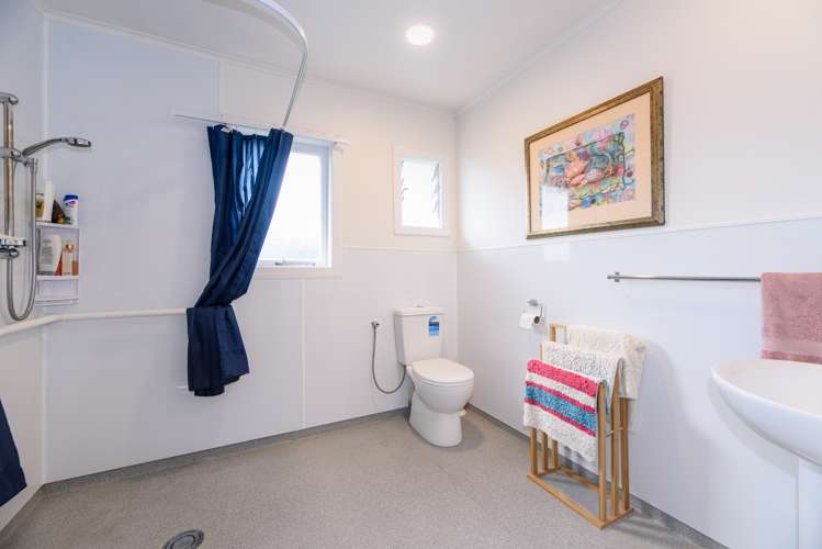 54 Amberley Avenue Te Atatu South_18