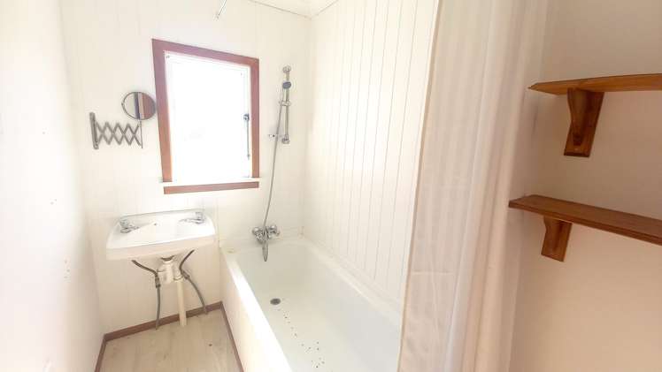 6 Kirkland Street Ohai_10