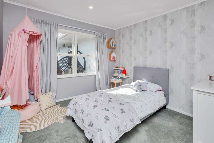 4 James Place Opaheke_15