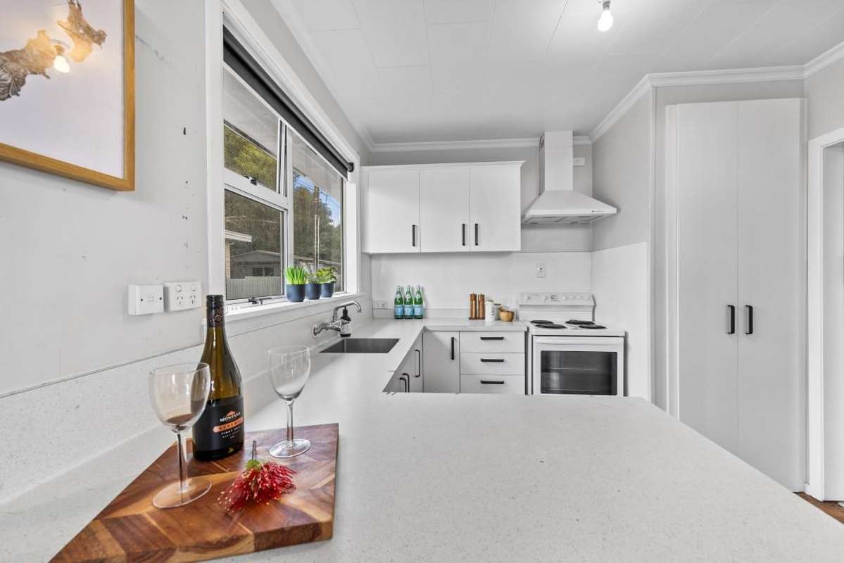 37a Breakwater Road_2