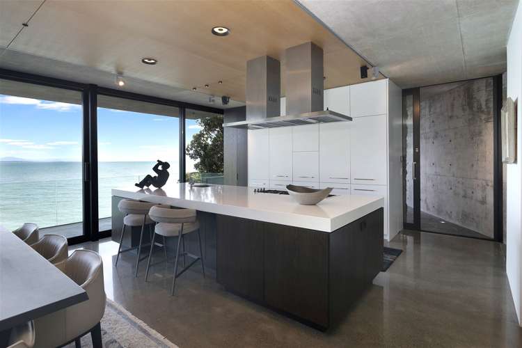 1 Whitewash Head Road Scarborough_16