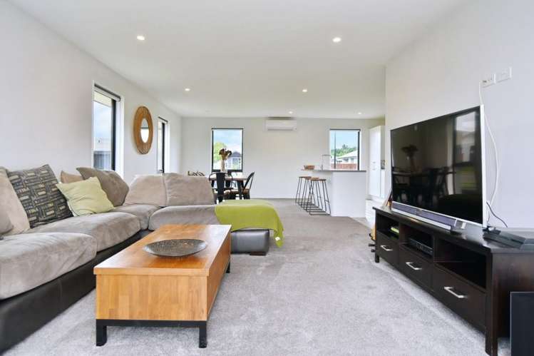 8 Fearne Drive Woodend_2