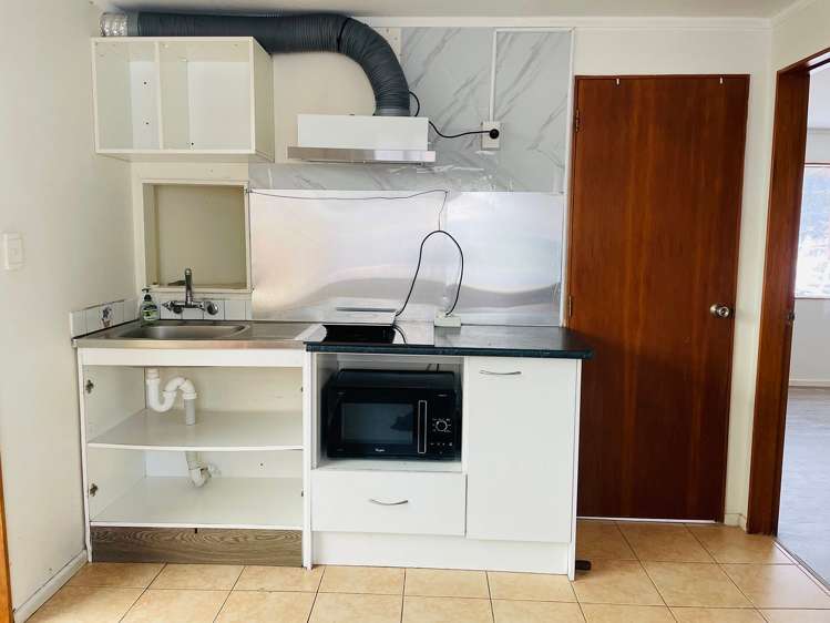 7 George Laurenson Lane Mount Roskill_5