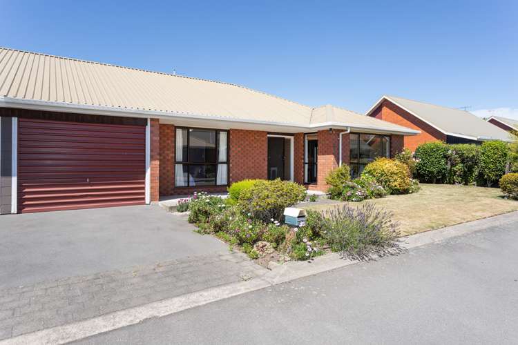 2/14 Wharenui Road_0