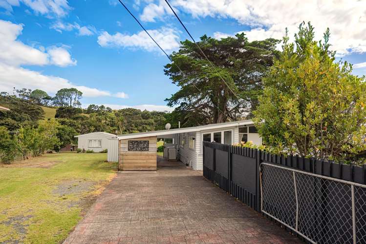 15 Bethells Road Waitakere_21