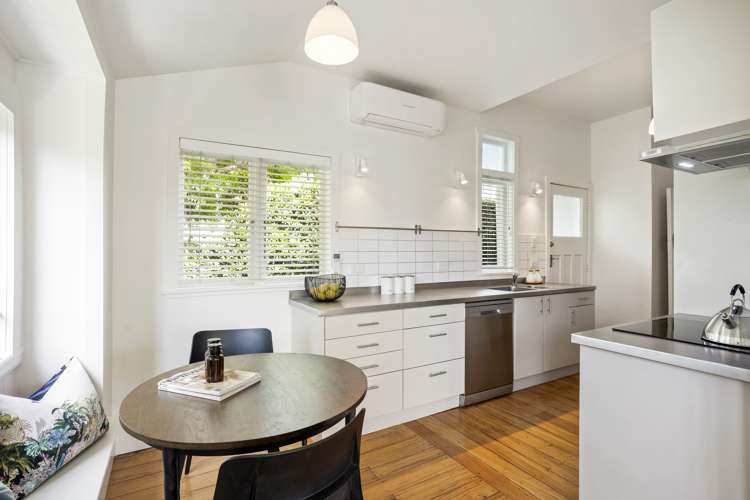 131 Bassett Road Remuera_12