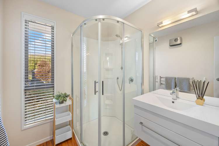 1 Harris Place Luggate_13