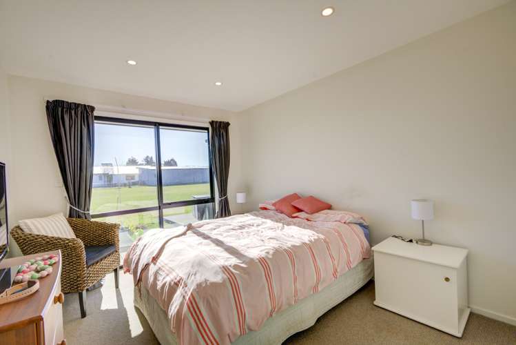 8 Northside Drive Waikuku_9