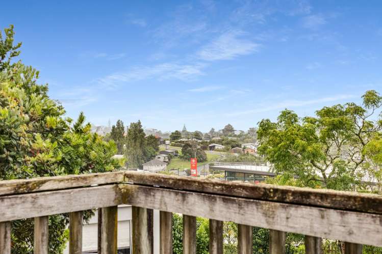 10A Cedar Terrace Stanmore Bay_4