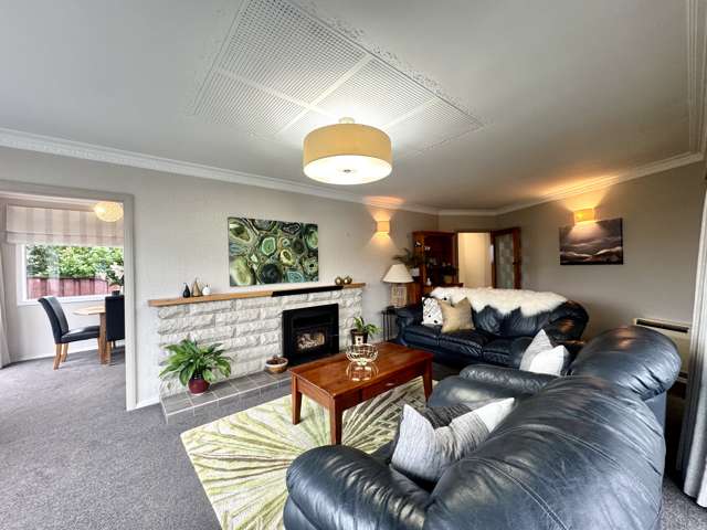 46 Pages Road Marchwiel_1