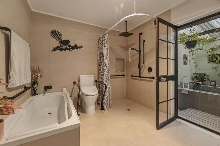 12A Wylie Street Glenholme_14