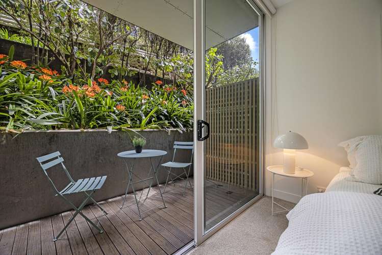 105/22 Fisher Point Drive Freemans Bay_11
