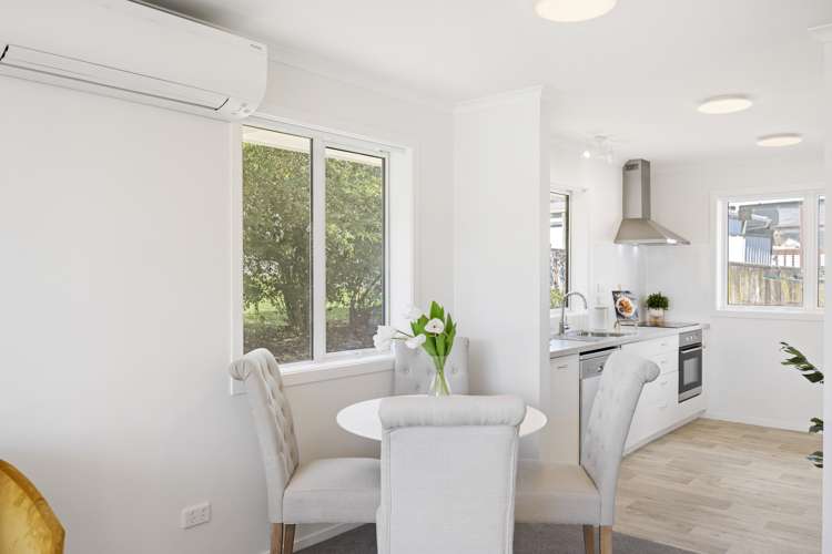 4/256a Blockhouse Bay Road Avondale_13