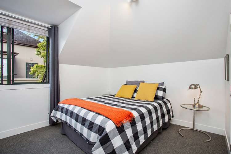 1/2 The Esplanade Castor Bay_17