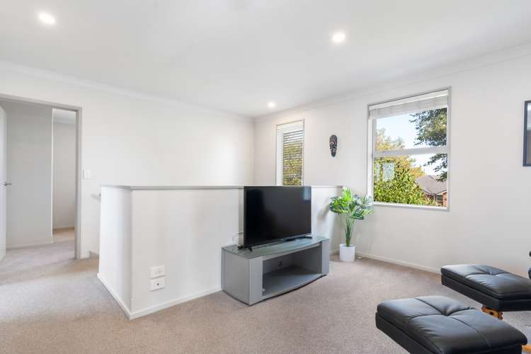 42 Pohutukawa Crescent Parklands_13