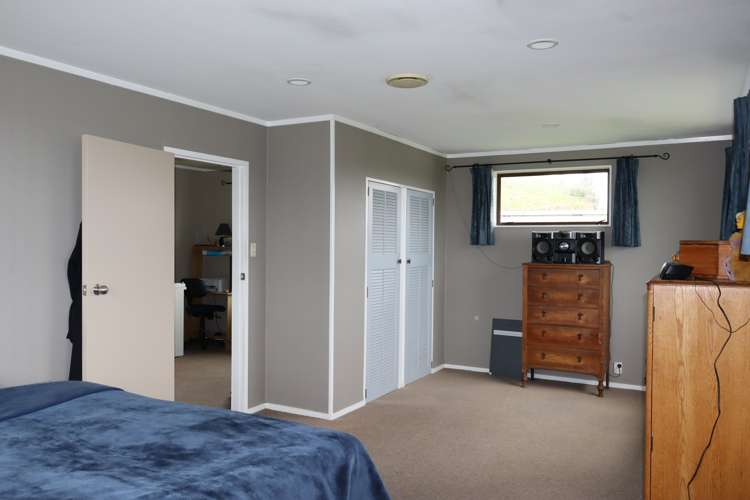 772 Upland Road Egmont Village_12