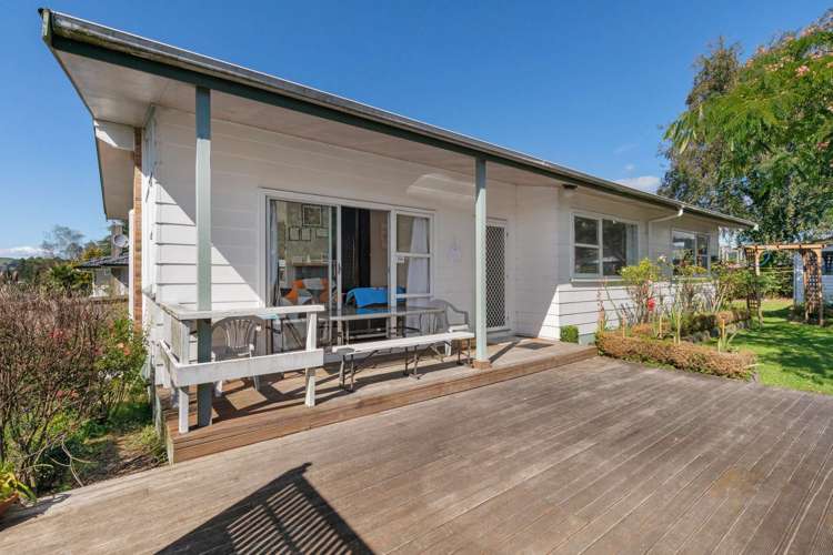 15 Gem Street Pukehangi_14