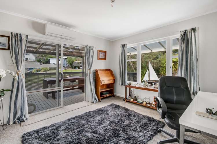 8C Langton Road Stanmore Bay_7
