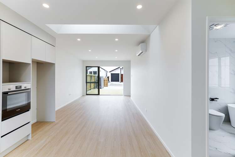 10 Taiororua Avenue Massey_5