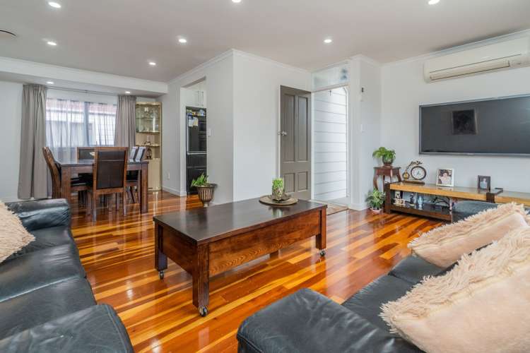 45a Butley Drive Farm Cove_5