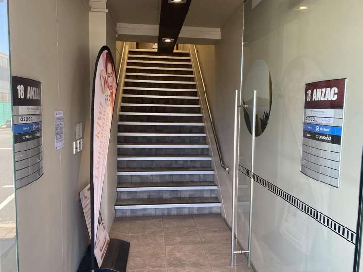 suite 3, 18 Anzac Street Takapuna_6