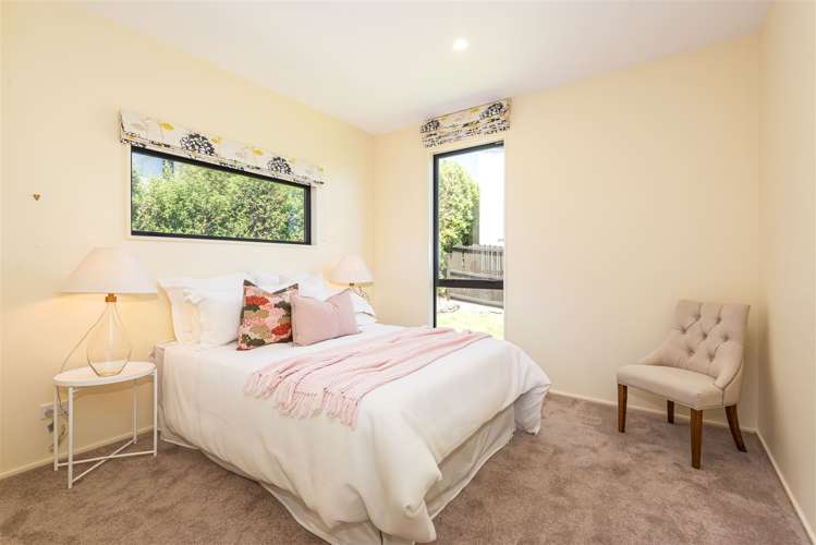 73 Te Awakura Terrace Mount Pleasant_12