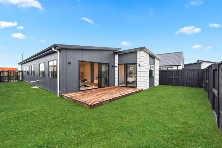 9 Couldsack Avenue Chartwell_11