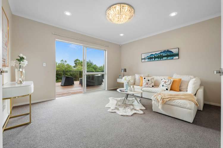 5 Iwinuku Crescent Wattle Downs_8