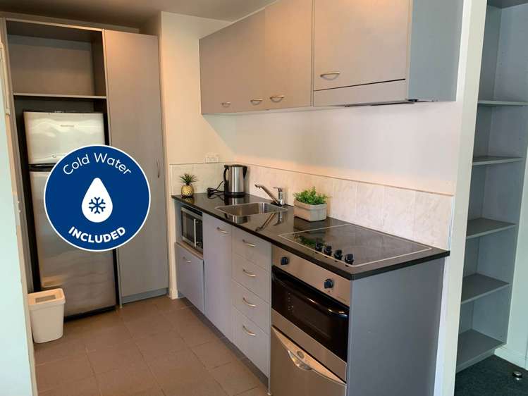 11F/76 Albert Street_0