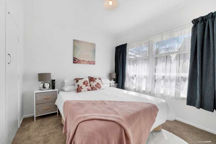 2/24 Evelyn Place Hillcrest_7