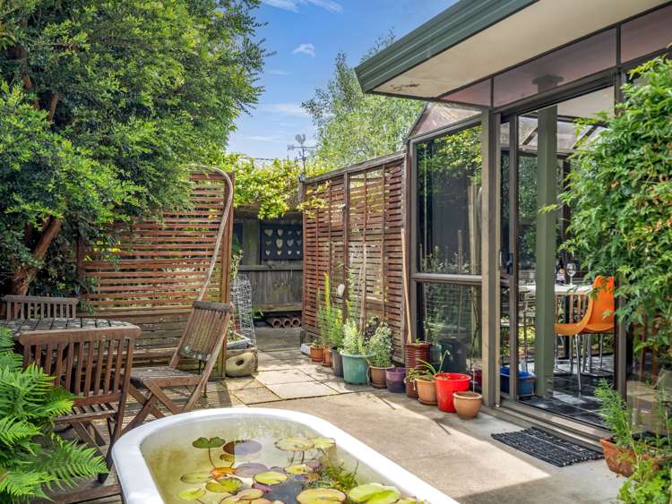 2/56 Aorangi Road Bryndwr_7