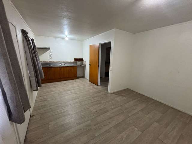 2/226 Green Lane West Epsom_1