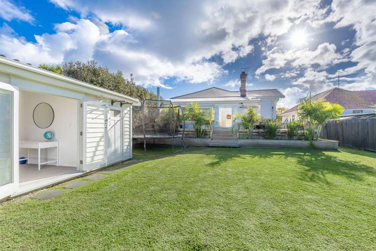 10 Columbia Road Sandringham_2