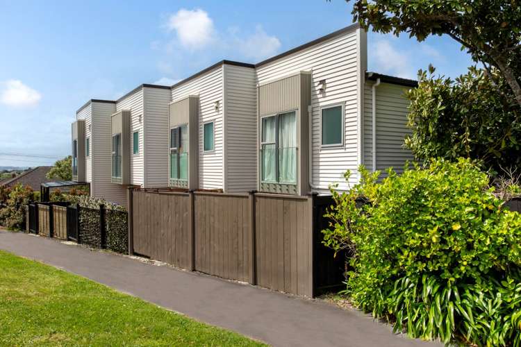 4/45 Methuen Road New Windsor_17