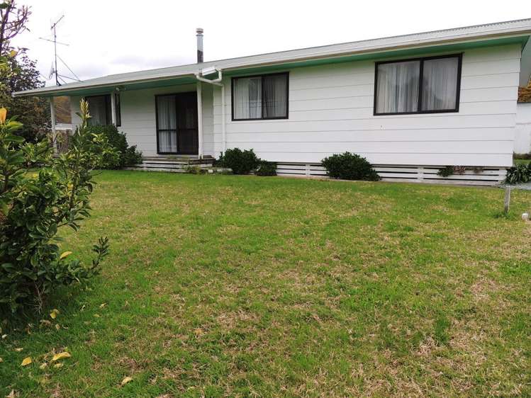 11 Ratau Street Mahia_15